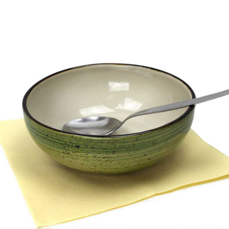 tiefer schüssel  mit durchmesser von 16 cm in grün