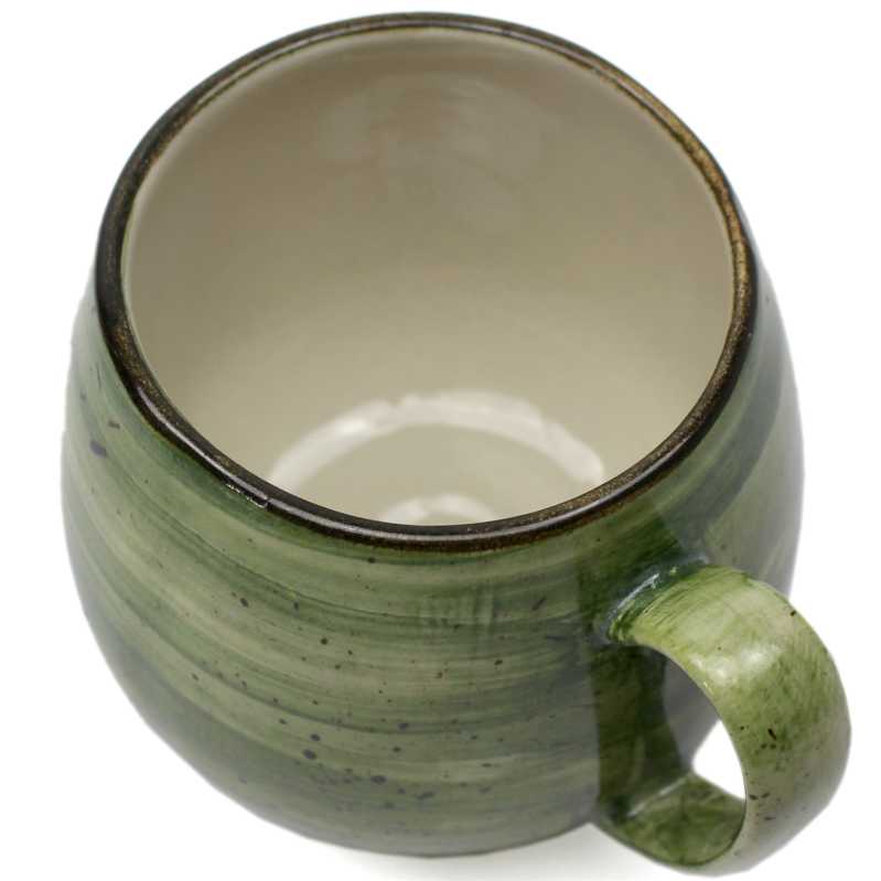Tee- oder Kaffeebecher in rustic grün