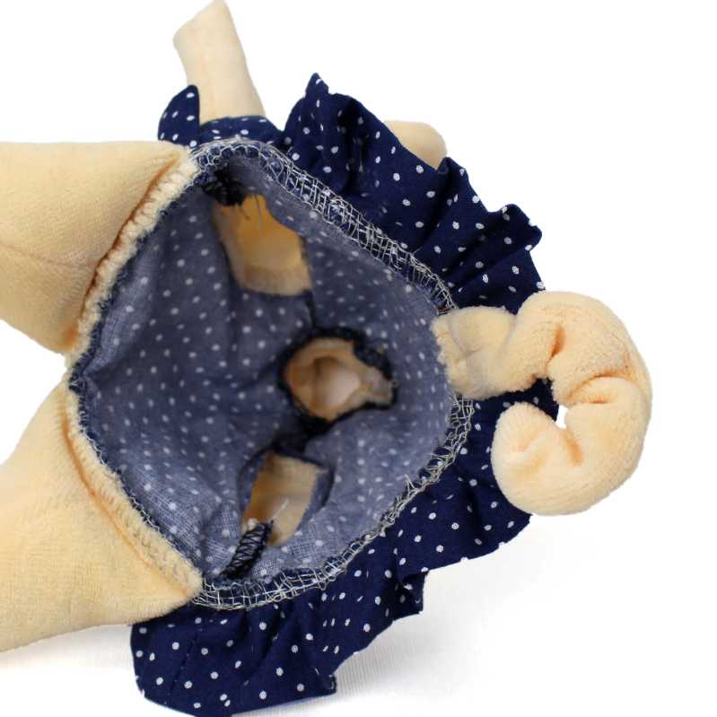 Schweinchen Mädchen im Kleid