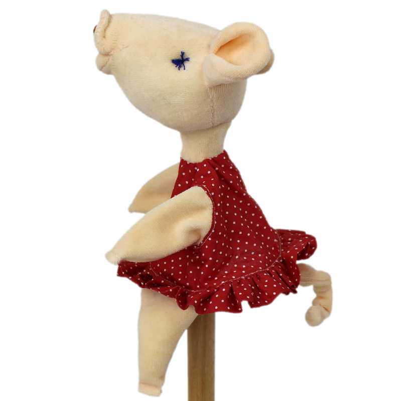 Schweinchen Mädchen im Kleid