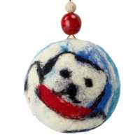 Weihnachtskugel aus Filz