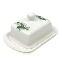 kleine weiße keramik butterdose von 125 gramm und für halbe Portion butter verziert mit maiglöckchen